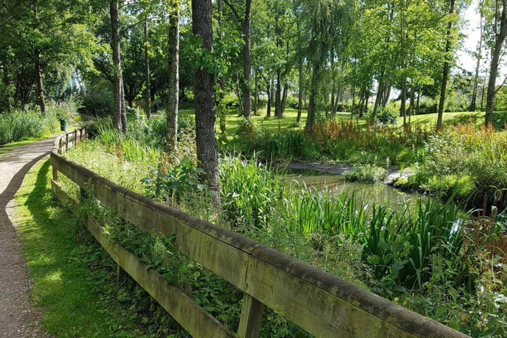 Gemuetliche Haushaelfte Mit Garten Und Terrasse Flensburg Buitenkant foto