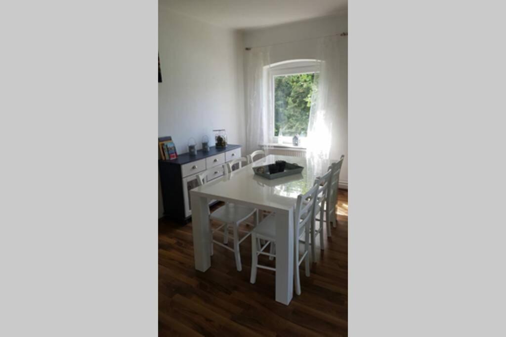 Gemuetliche Haushaelfte Mit Garten Und Terrasse Flensburg Buitenkant foto